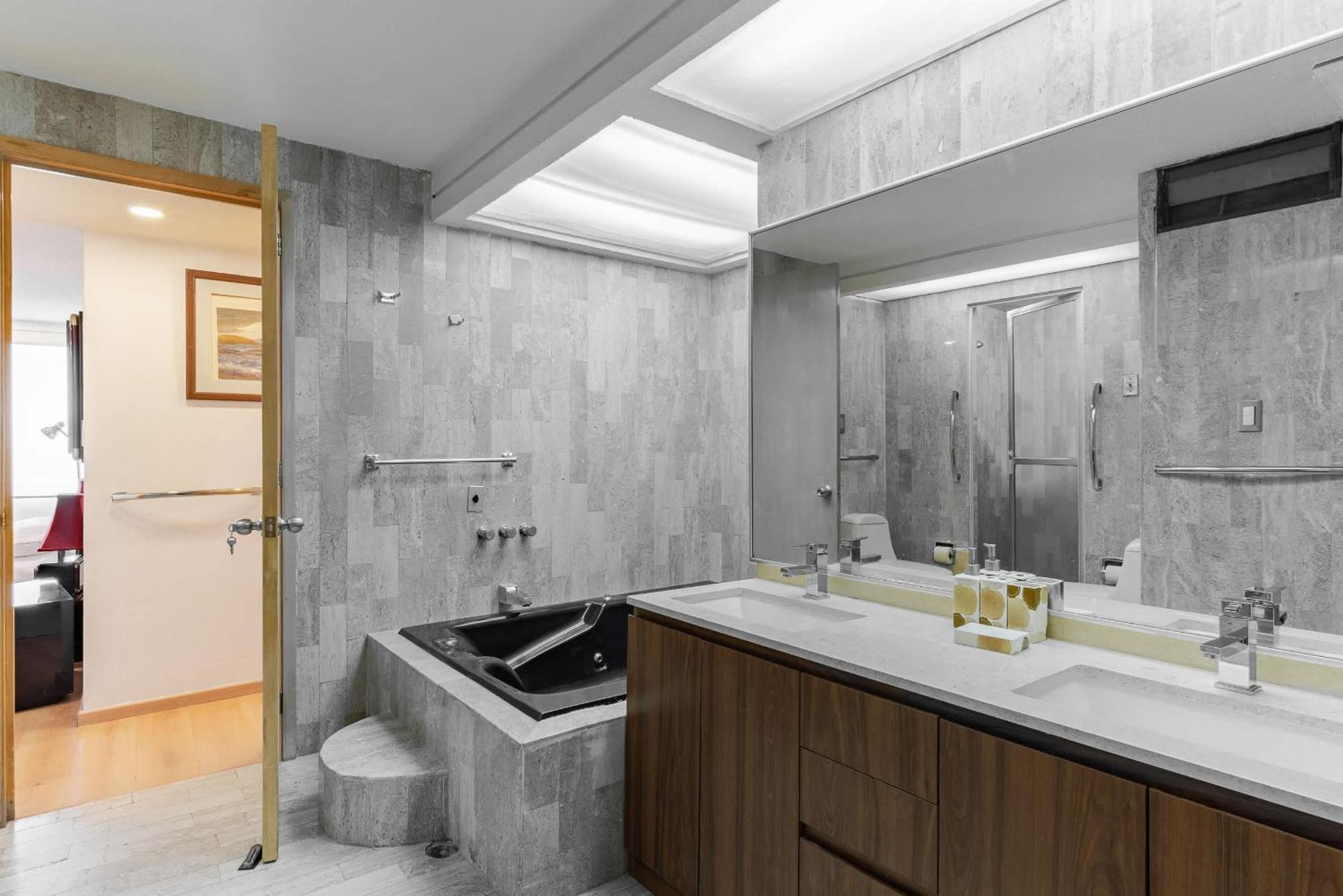 Elegant Penthouse In Lomas De Chapultepec * Mexico City